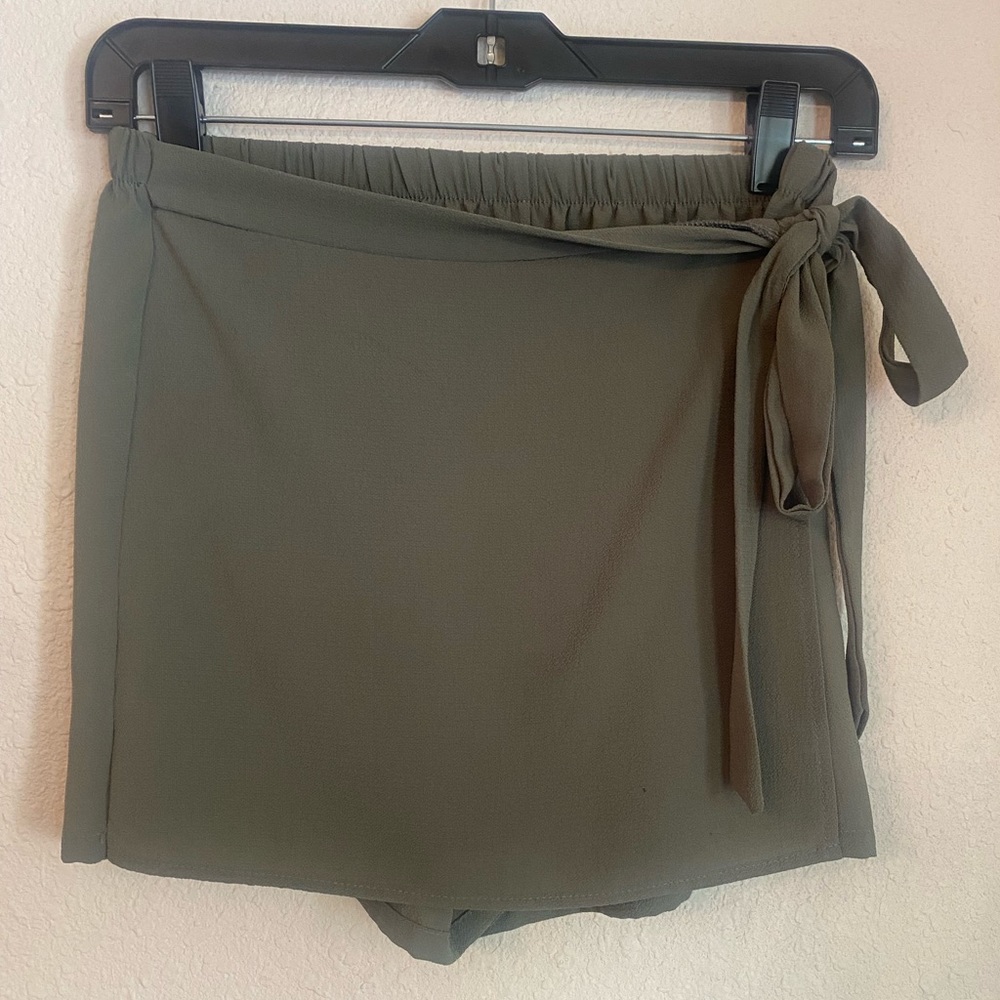 Olive green tie skort